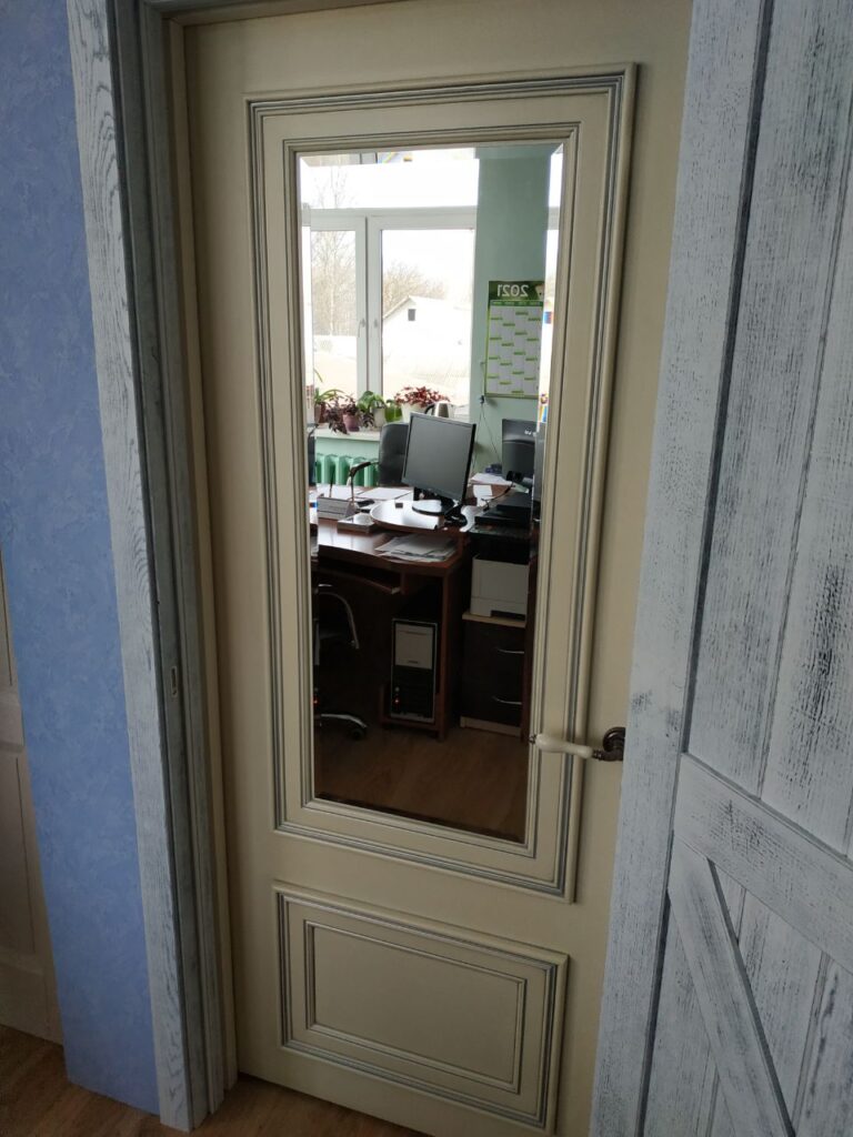 Купить двери